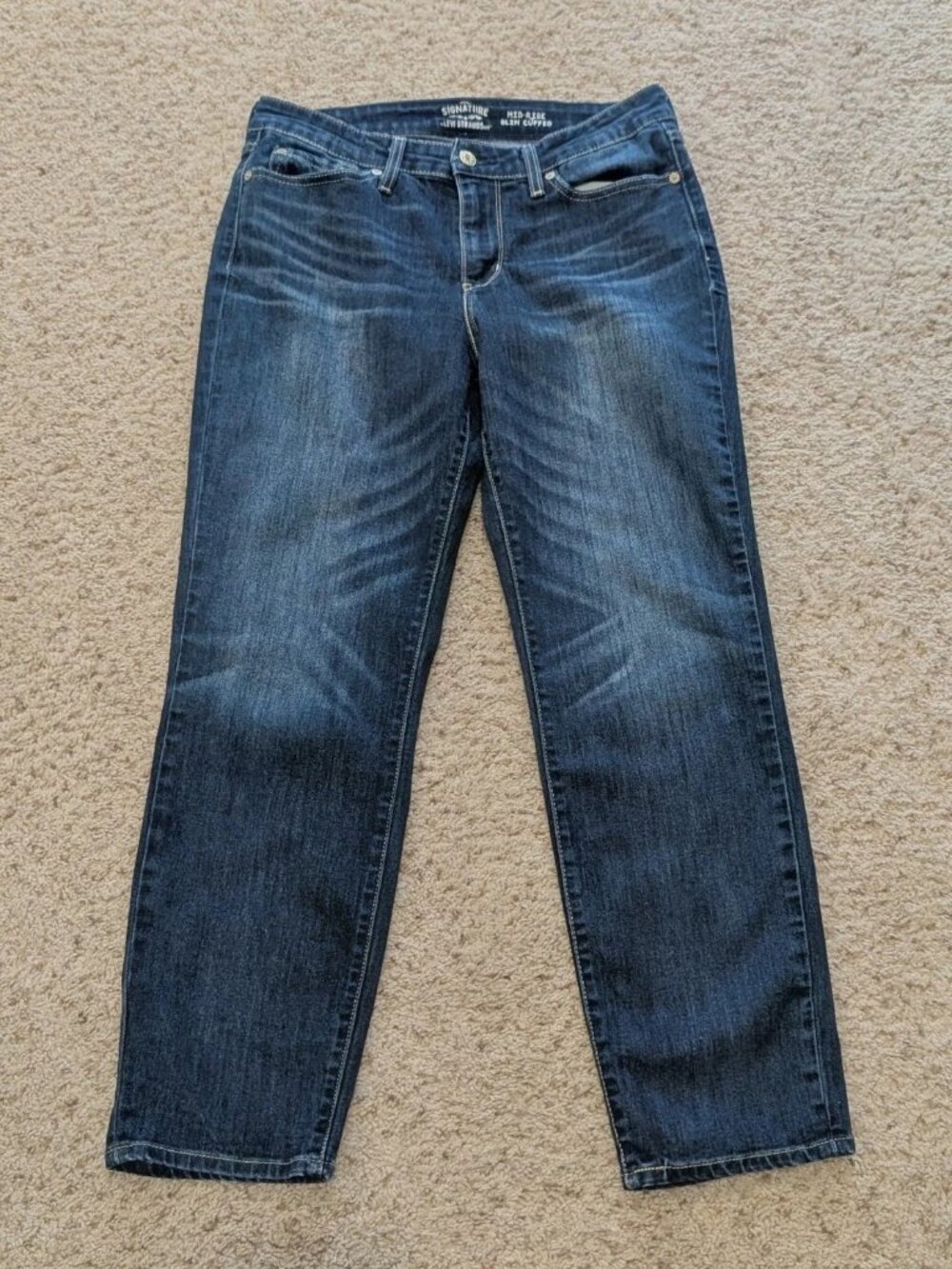 Signature Levi Strauss Women's Sz 8 Mid-Rise Slim Cuffed Denim Jeans Pants Blue